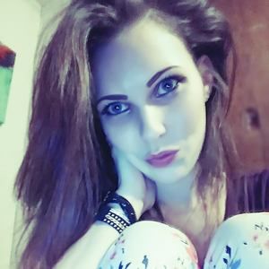 Meet your Posher, Dana